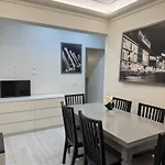 Roma Metro Apartment
